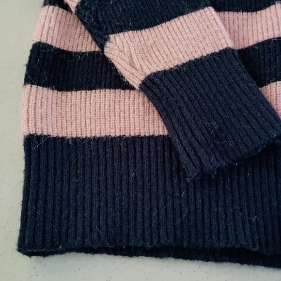 Chunky Black & Pink Striped Ribbed Sweater – Medium - Picture 4 of 12